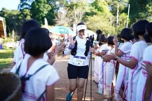 BIB: 3226
                            <button type="button" onclick="openModal(18993005)" class="btn btn-primary btn-sm float-right btn-popup" data-toggle="modal" data-target=".modal-high-quality">
                        <i class="fas fa-shopping-cart"></i> Add to Cart
                    </button>
                                            <button type="button" onclick="isThisMe(18993005, true)" class="btn btn-success btn-sm float-right btn-popup btn-isme hidden" data-toggle="tooltip" data-placement="bottom" title="นี่คือรูปของคุณใช่ไหม คลิกที่นี่เพื่อเอาเข้าอัลบั้ม">
                        <i class="fas fa-plus"></i> Add to album
                    </button>
                    <button type="button" onclick="isThisMe(18993005, false)" class="btn btn-warning btn-sm float-right btn-popup btn-isnotme hidden">
                        <i class="fas fa-ban"></i> Remove from album
                    </button>